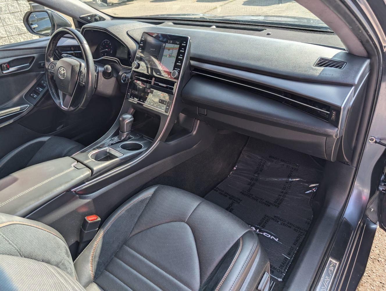 Used 2019 Toyota Avalon Touring FWD image 13