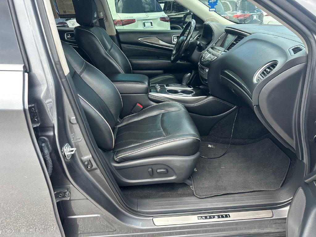 Used 2020 INFINITI QX60 Luxe w/ Essential Package FWD image 11
