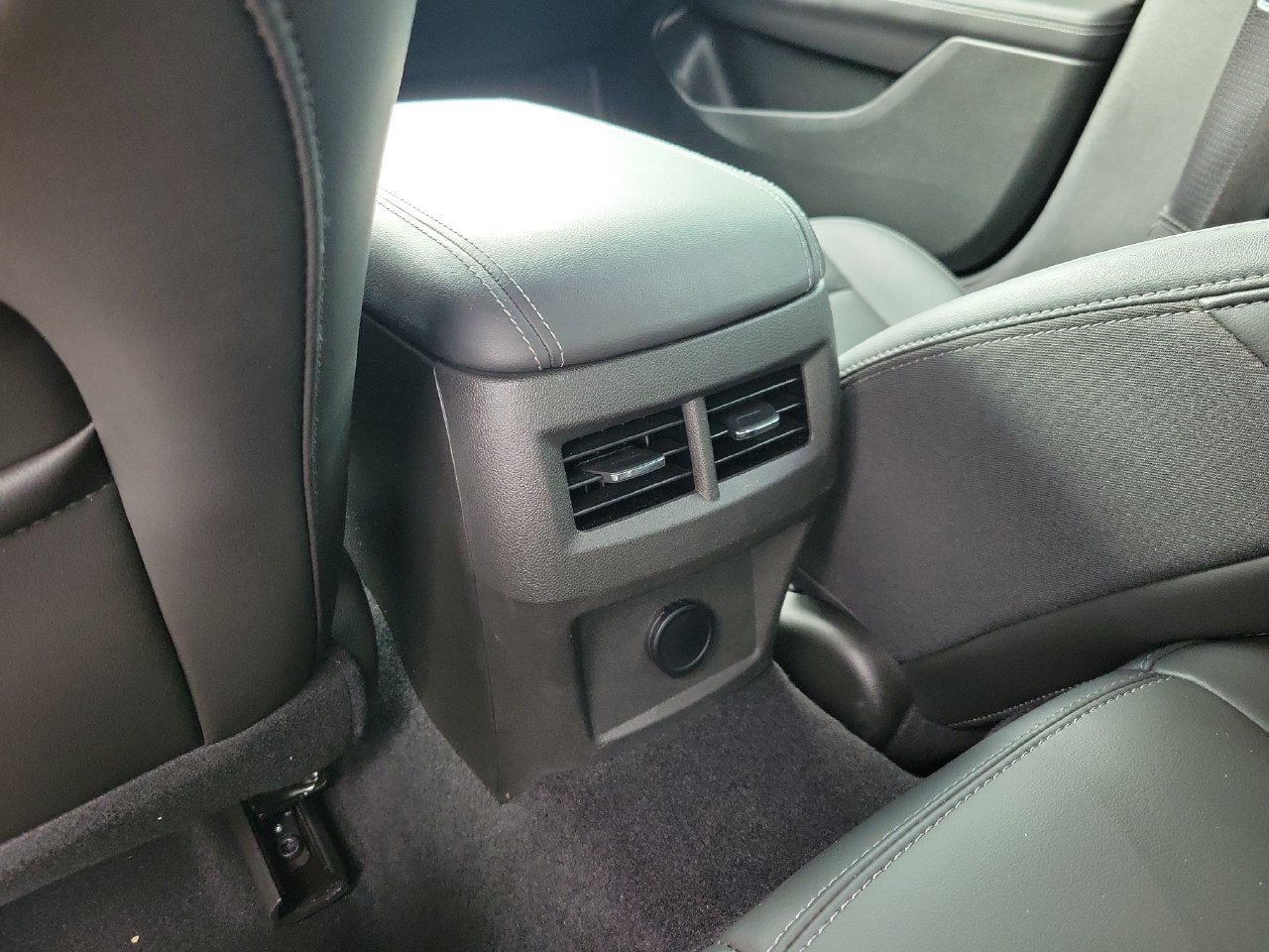 Certified 2024 Cadillac CT4 Luxury w/ Sun And Sound Package RWD image 11