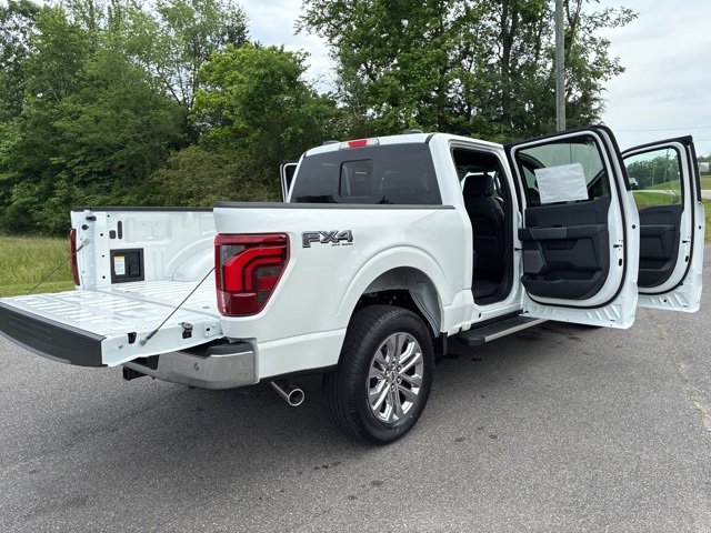 New 2025 Ford F150 Lariat w/ Equipment Group 501A Mid image 26