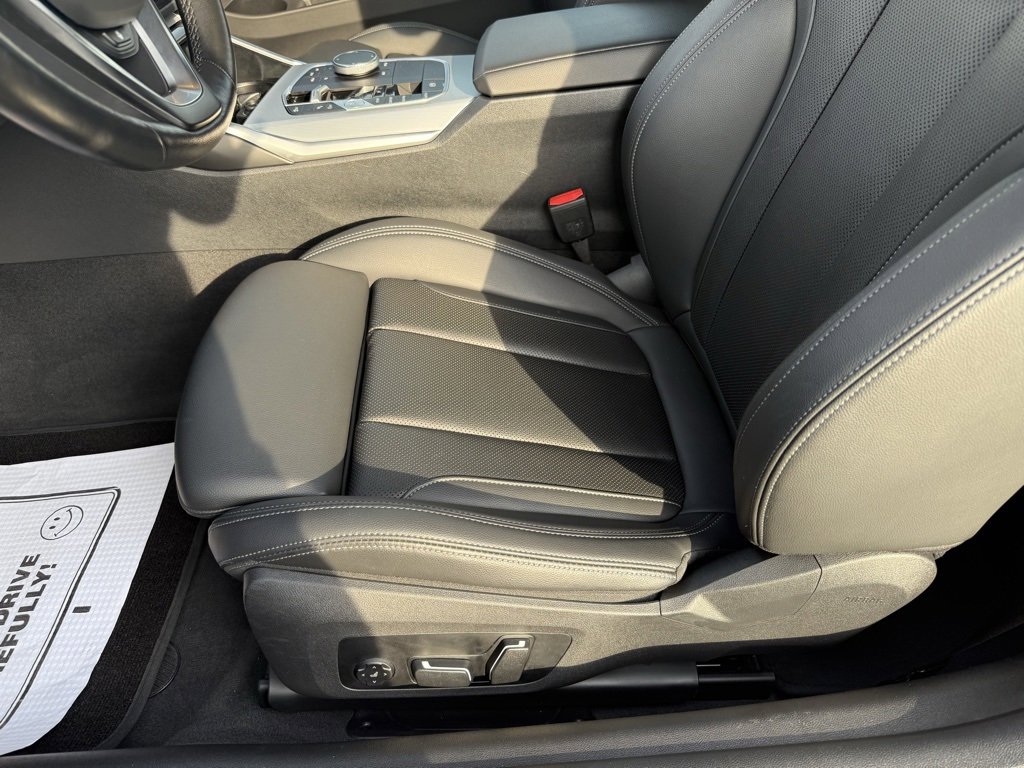 Used 2024 BMW 430i xDrive Coupe w/ Premium Package image 26