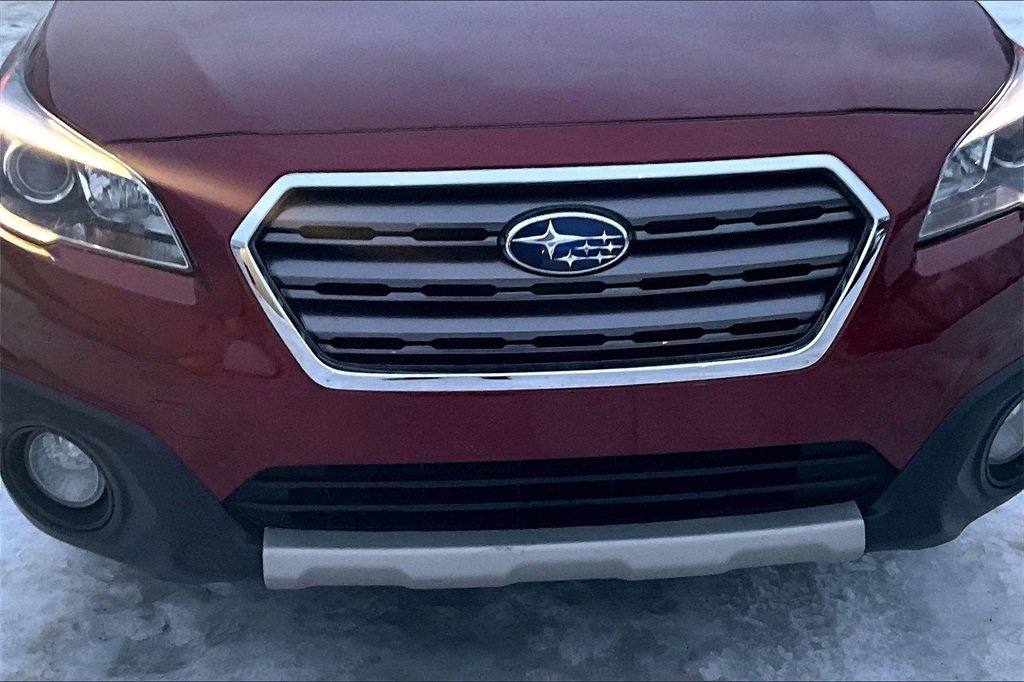 Used 2017 Subaru Outback 2.5i Limited image 31