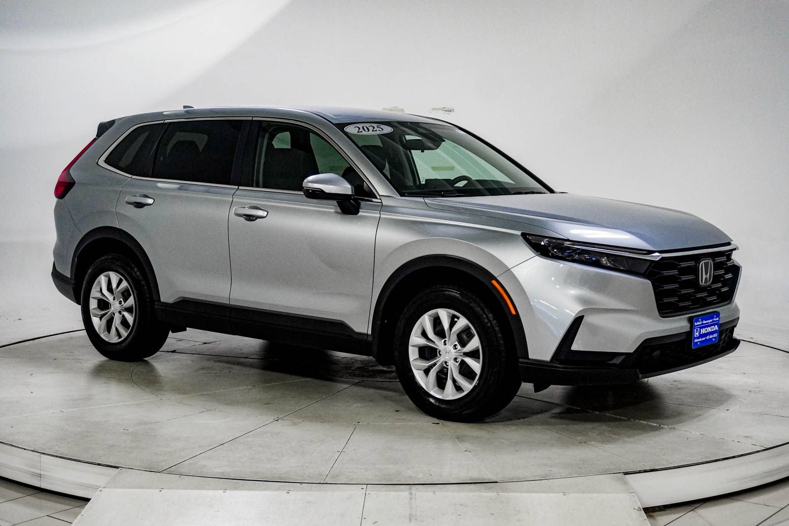 Used 2025 Honda CR-V LX image 12