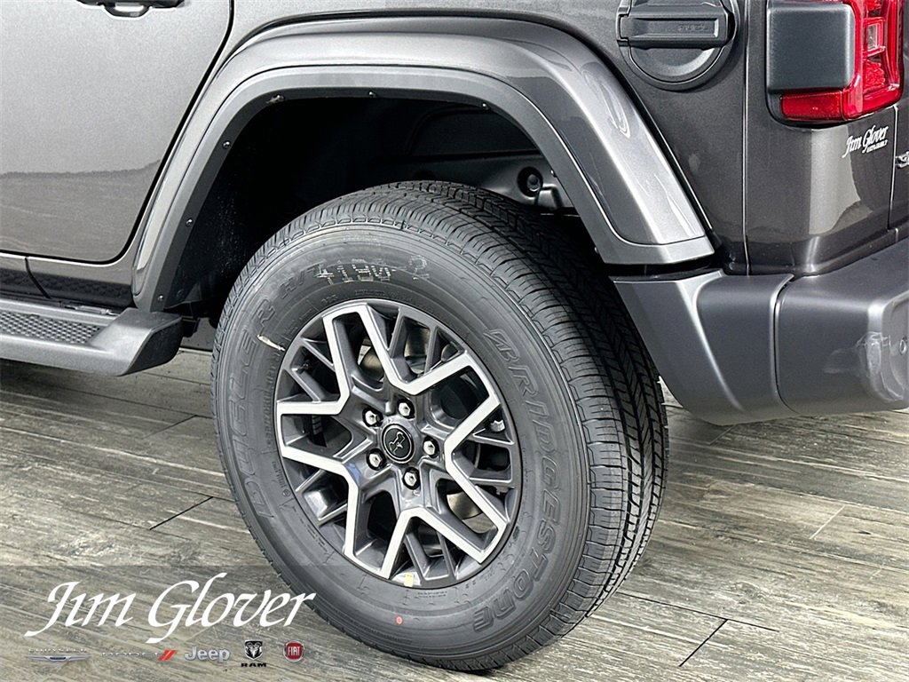 New 2025 Jeep Wrangler Sahara image 12