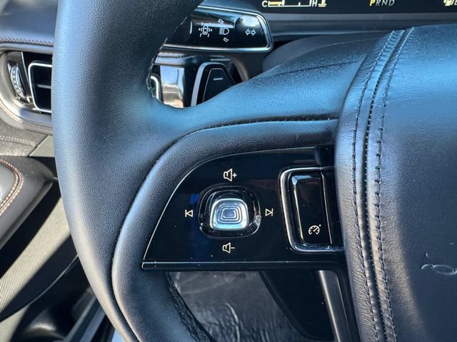 Used 2023 Lincoln Aviator AWD w/ Premium Package image 24