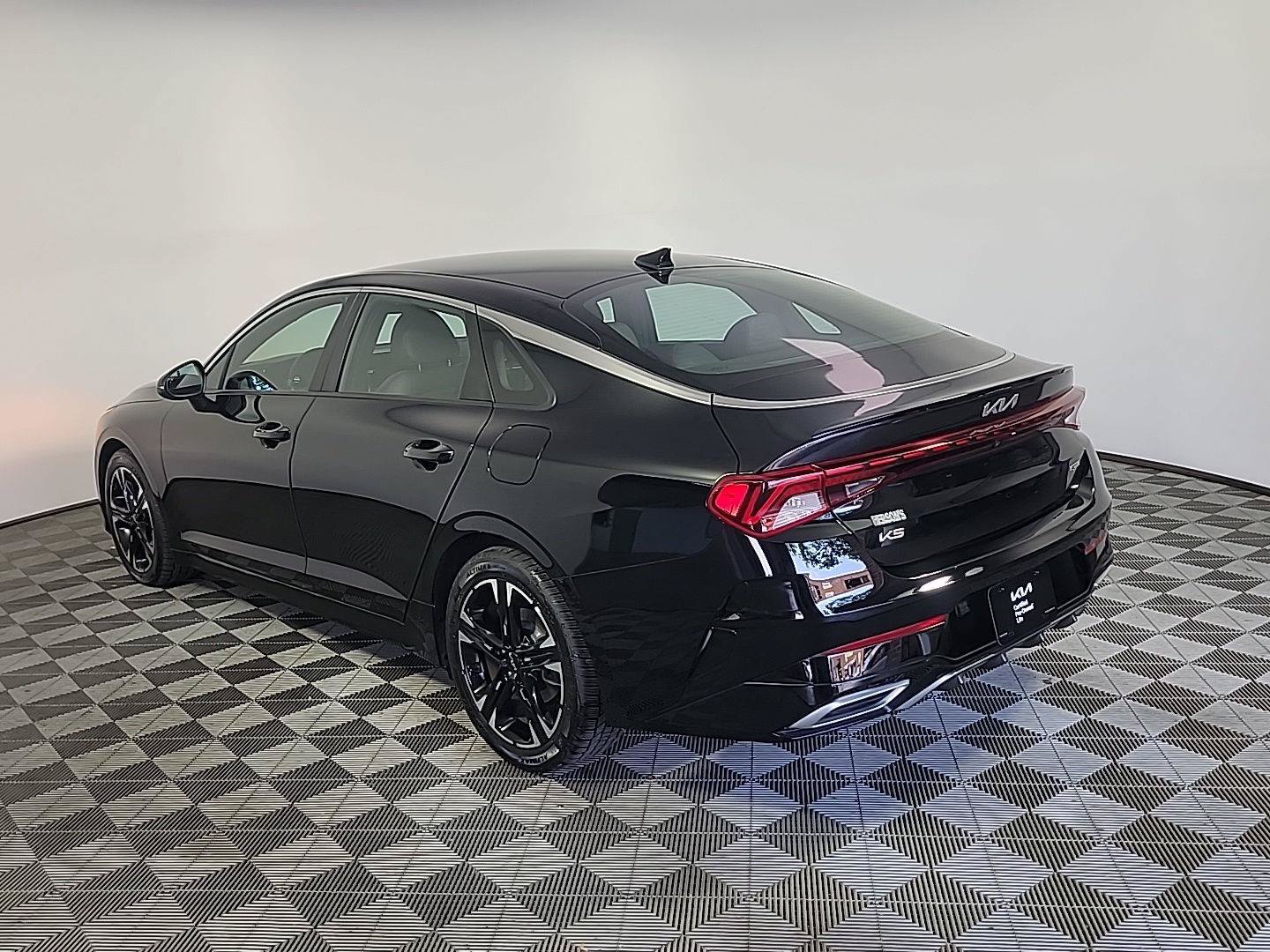 Certified 2023 Kia K5 GT-Line w/ GT-Line Premium Package AWD/4WD image 9