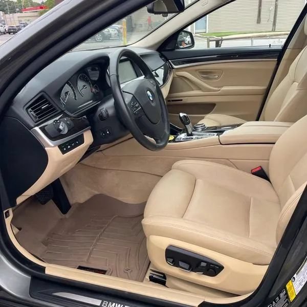 Used 2014 BMW 535i xDrive Sedan AWD/4WD image 22