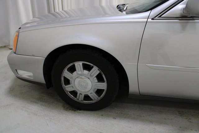 Used 2005 Cadillac De Ville w/ Limited Edition Package image 8
