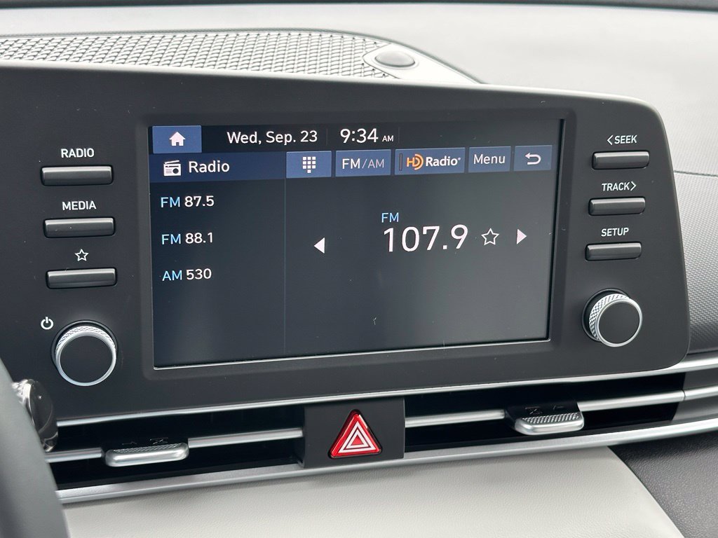 New 2026 Hyundai Elantra SEL Sport FWD image 20