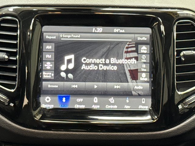 Used 2018 Jeep Compass Limited w/ Navigation Group image 21