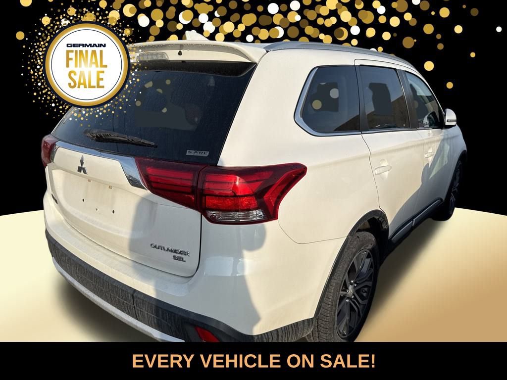 Used 2017 Mitsubishi Outlander SE image 4