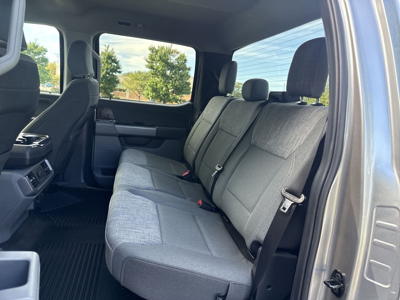 Used 2023 Ford F150 Lightning XLT AWD/4WD image 21