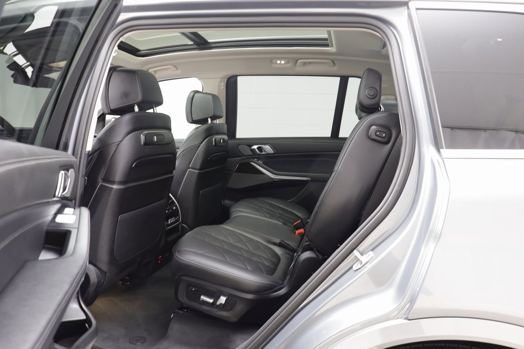 Certified 2025 BMW X7 xDrive40i w/ Premium Package image 14