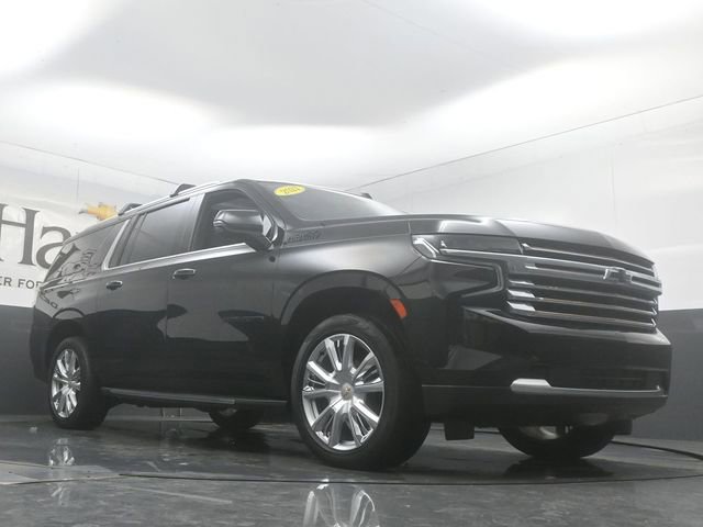 Used 2021 Chevrolet Suburban High Country AWD/4WD image 2