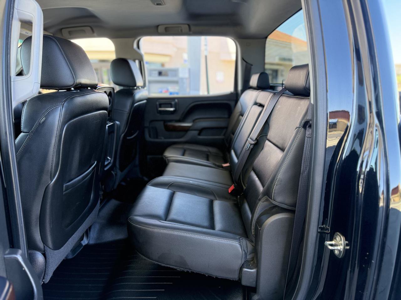 Used 2015 GMC Sierra 1500 SLT w/ SLT Crew Cab Value Package AWD/4WD image 14