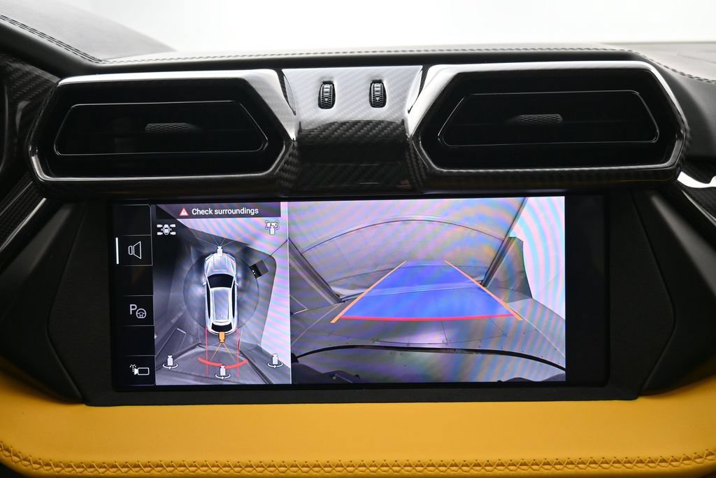 Used 2025 Lamborghini Urus SE AWD/4WD image 12