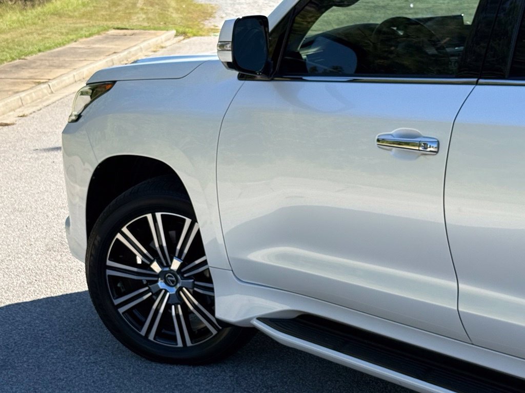 Certified 2020 Lexus LX 570 4WD w/ Luxury Package image 8
