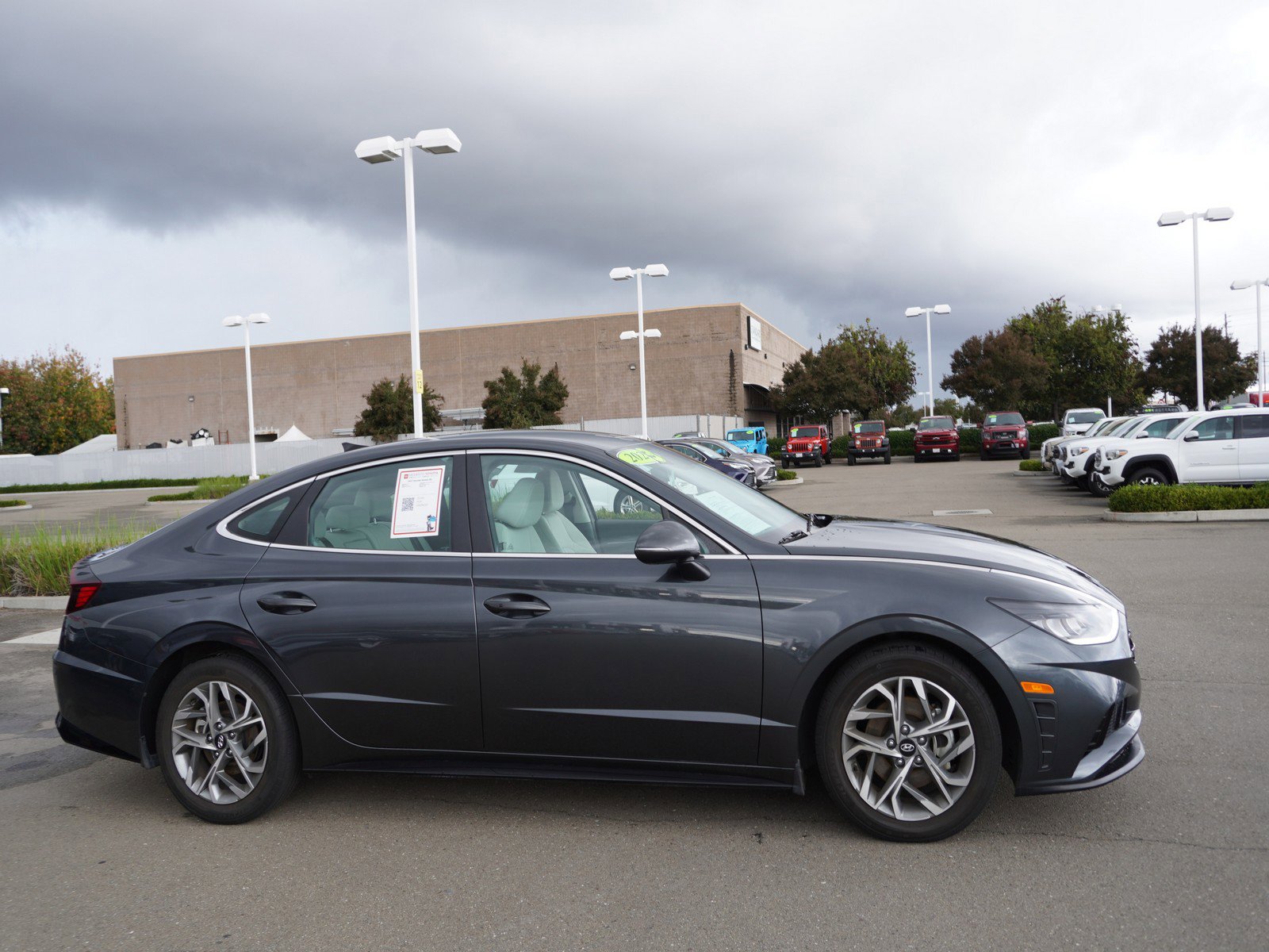 Used 2023 Hyundai Sonata SEL image 4