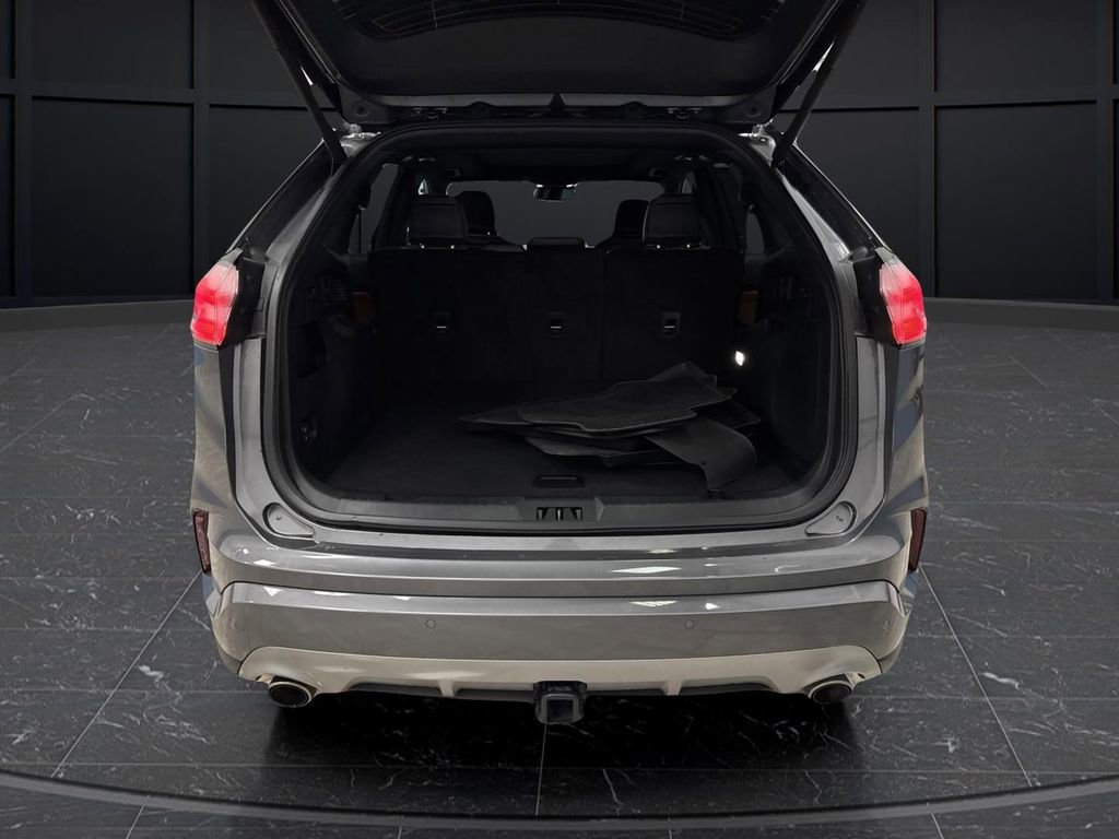 Used 2024 Ford Edge Titanium w/ Titanium Elite Package image 16