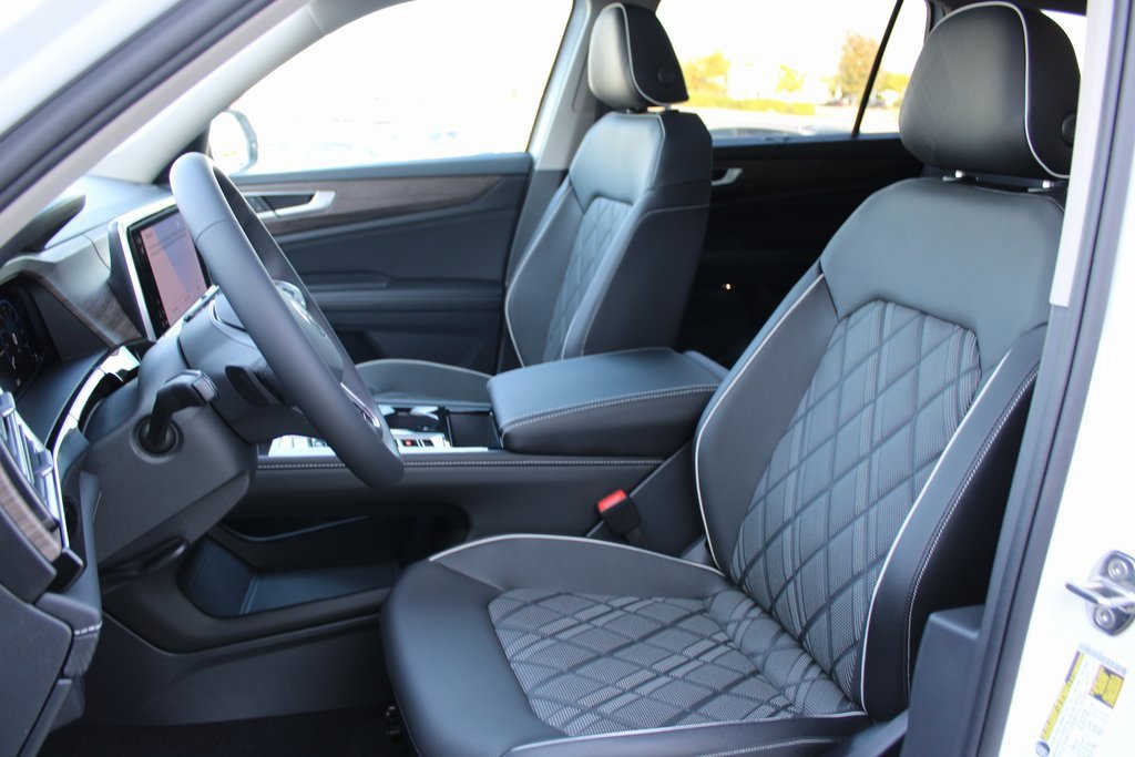 New 2026 Volkswagen Atlas SEL Premium R-Line image 7