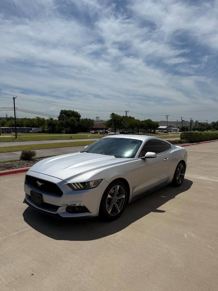 Used 2015 Ford Mustang Coupe w/ Equipment Group 051A image 2