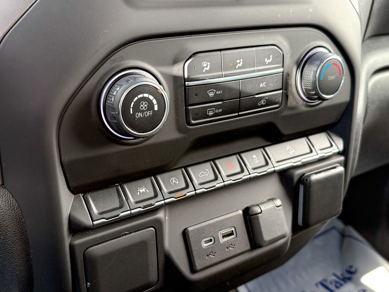 Used 2023 Chevrolet Silverado 1500 Custom Trail Boss image 19