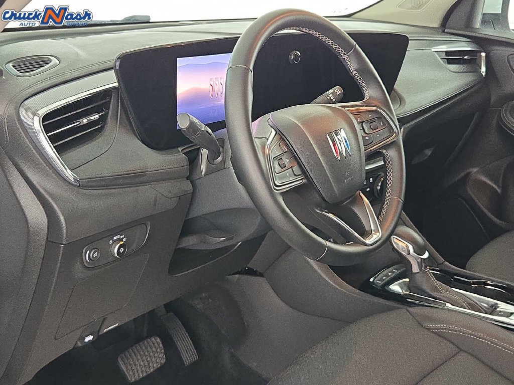 Used 2025 Buick Encore GX Preferred AWD/4WD image 16