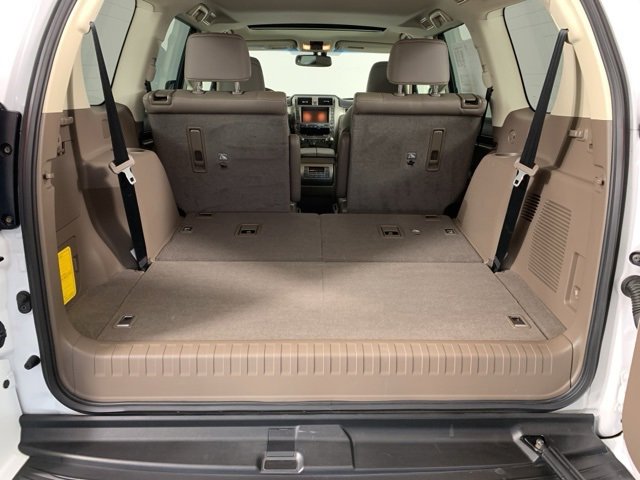 Used 2019 Lexus GX 460 image 14
