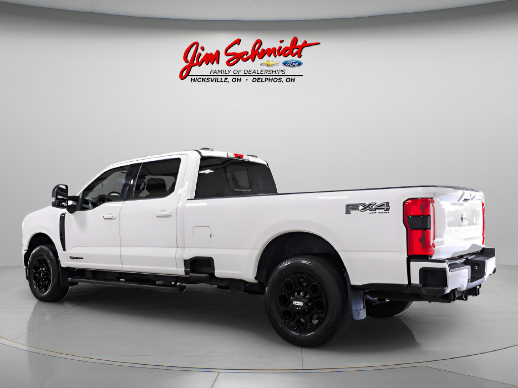 Used 2025 Ford F250 Lariat w/ Black Appearance Package AWD/4WD image 4