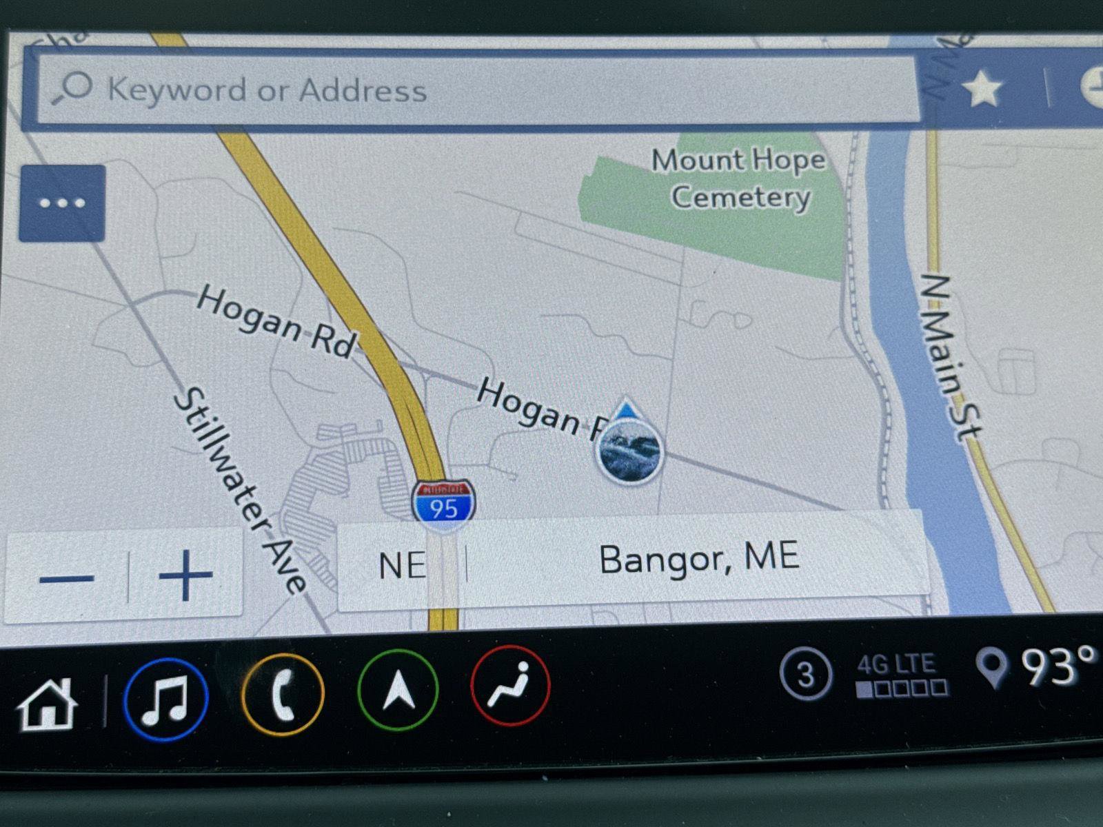 Used 2020 Buick Enclave Essence w/ Sound and Sites Package image 16