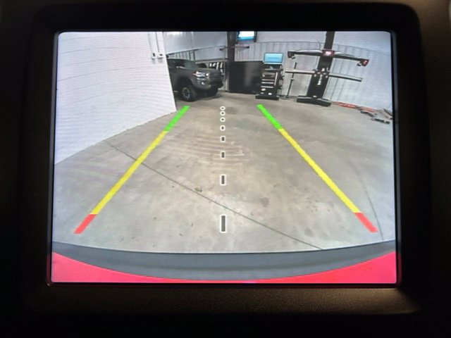 Used 2021 Jeep Cherokee Trailhawk AWD/4WD image 29
