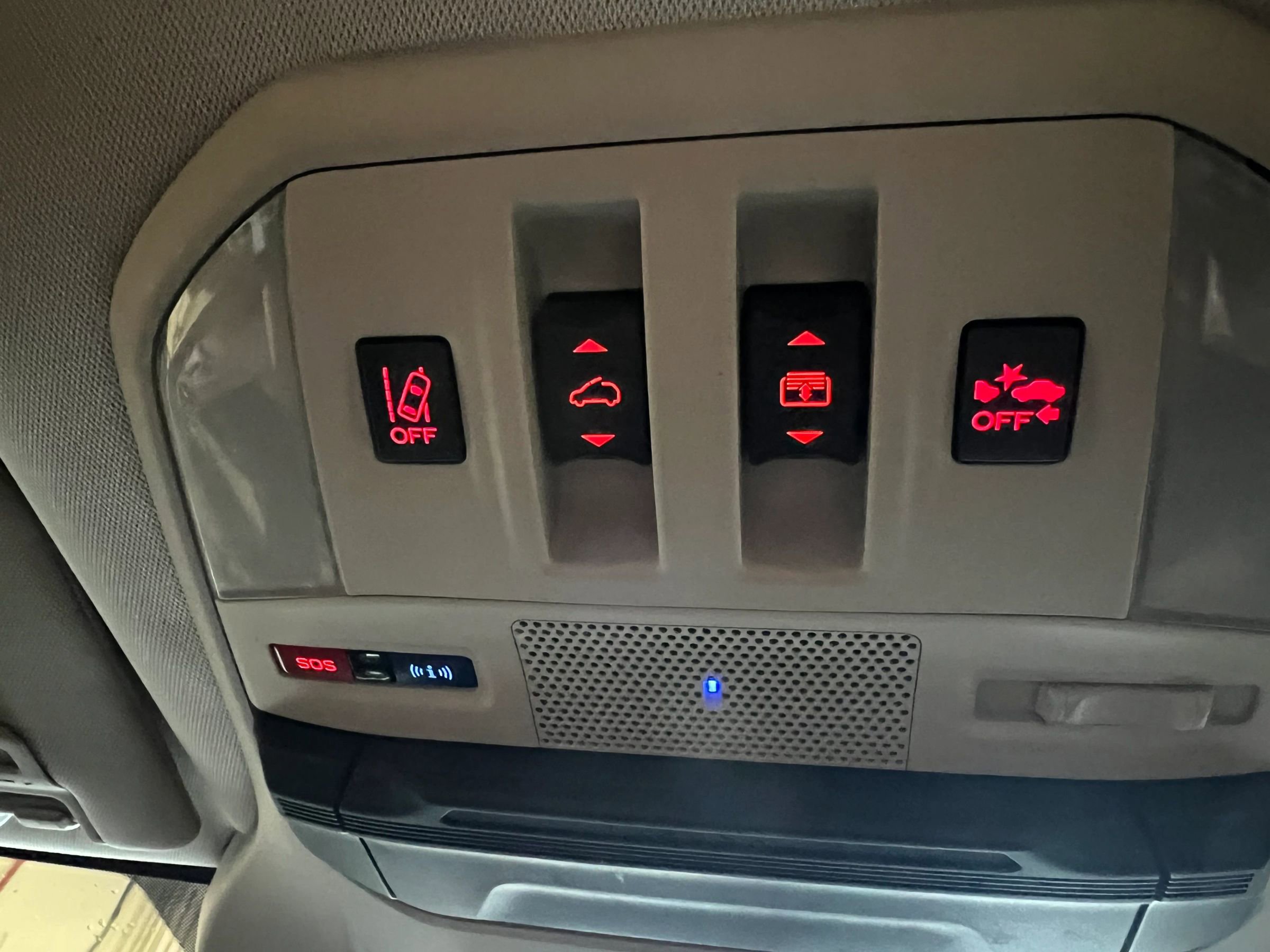 Used 2019 Subaru Ascent Touring w/ Popular Package #2 image 24