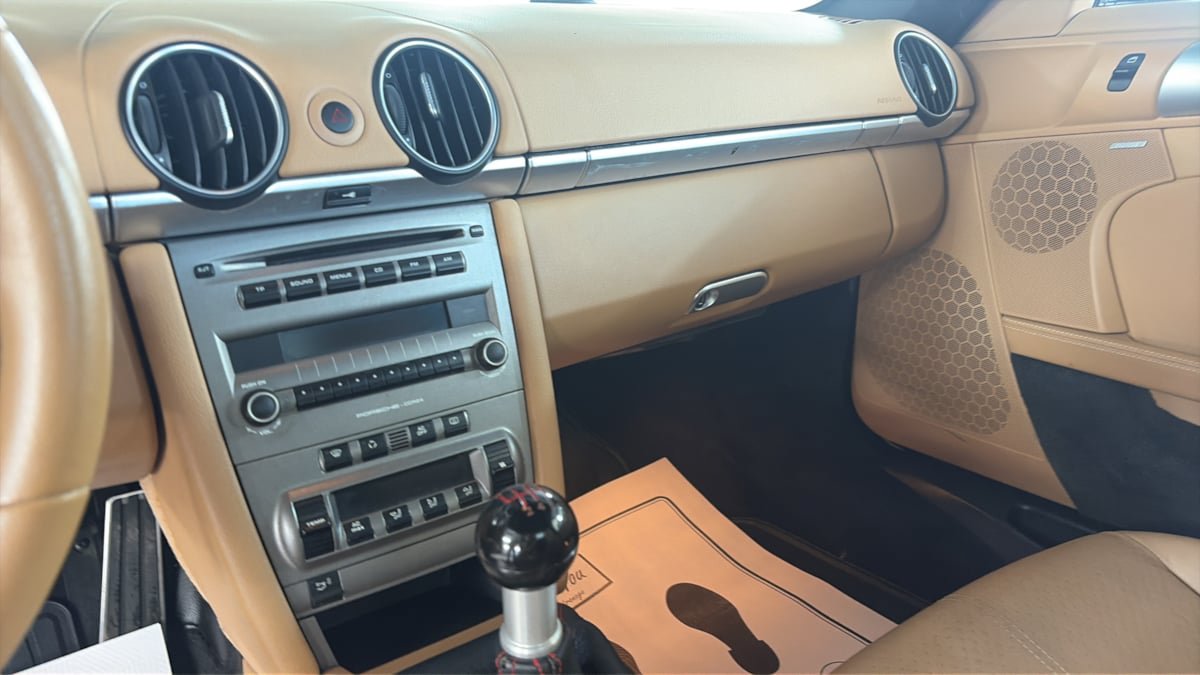 Used 2008 Porsche Boxster S RWD image 16