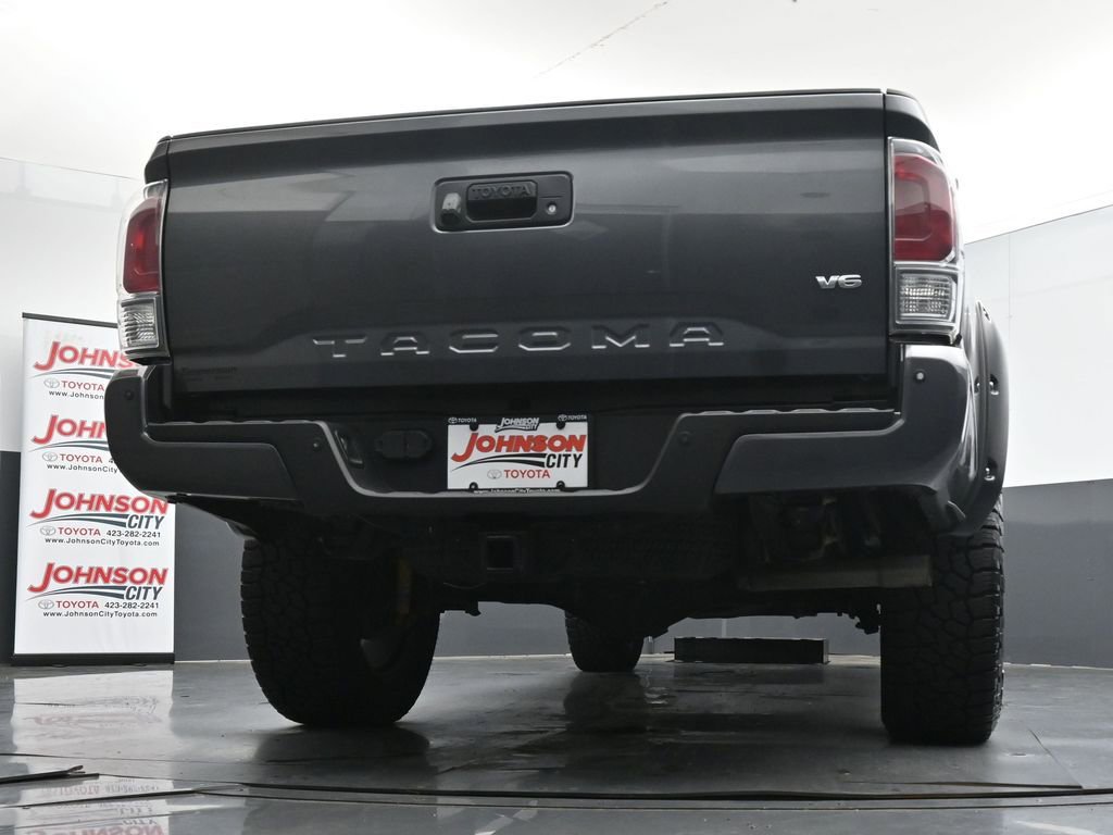 Used 2022 Toyota Tacoma TRD Off-Road w/ Technology Package image 37