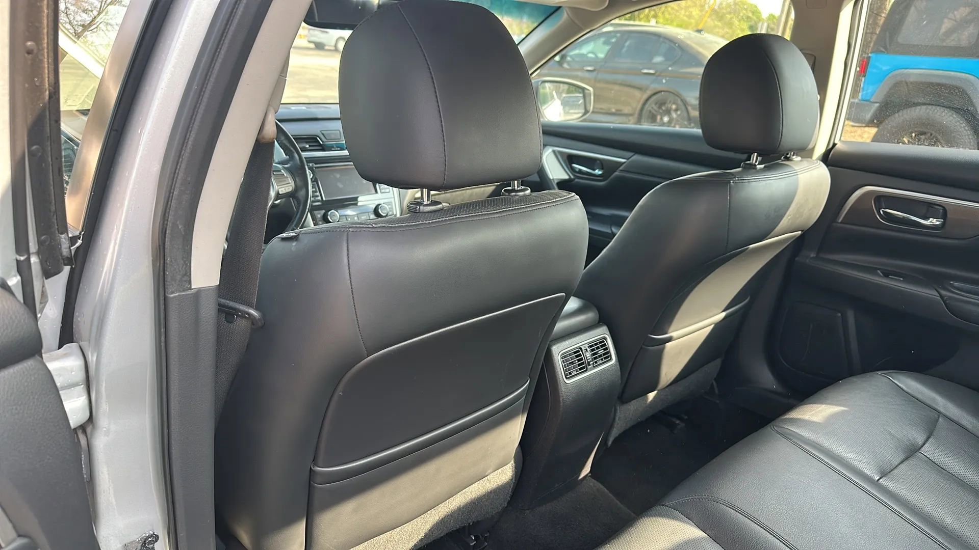Used 2015 Nissan Altima 2.5 SL w/ Technology Package image 16