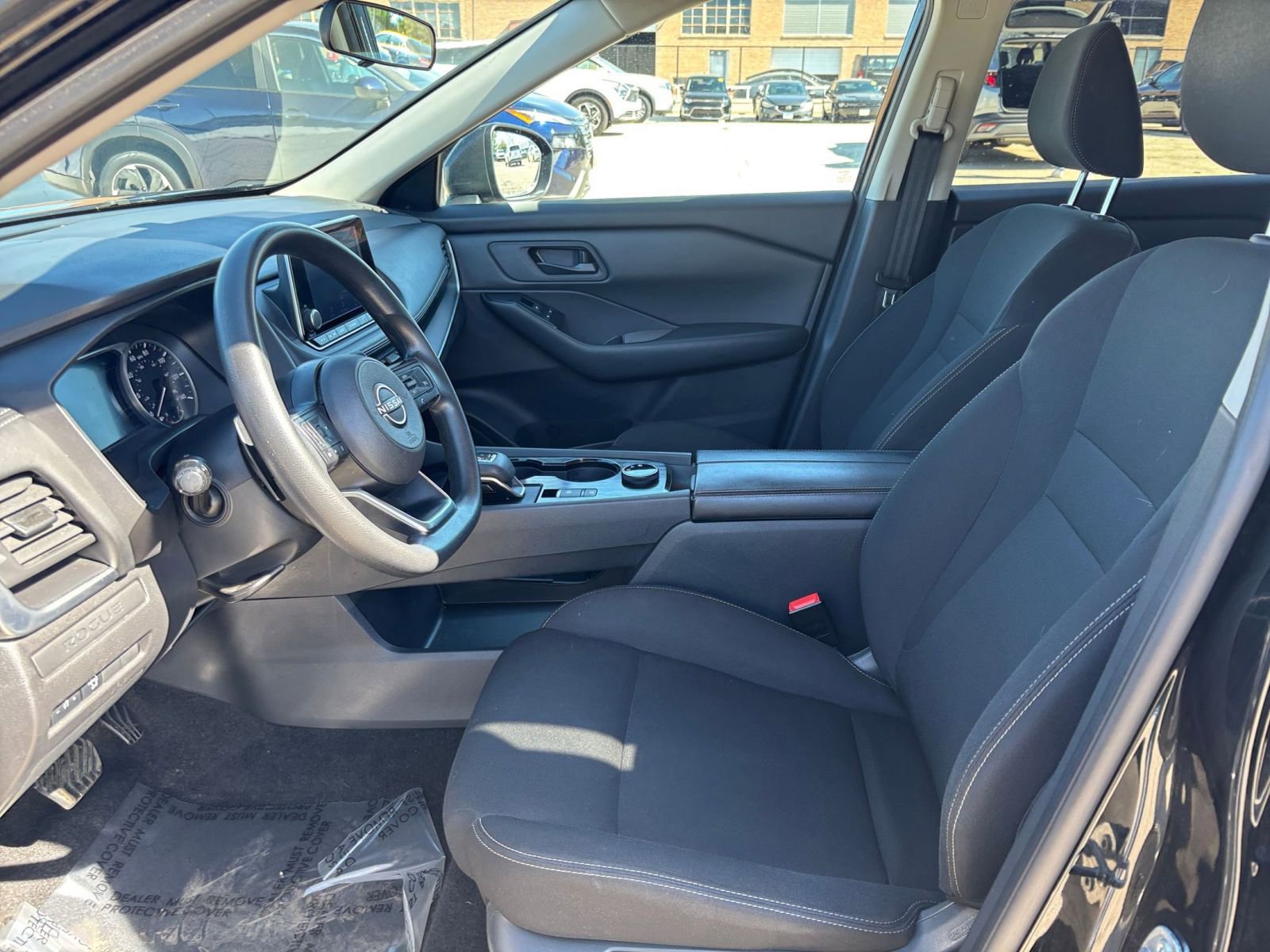 Used 2024 Nissan Rogue S AWD/4WD image 25