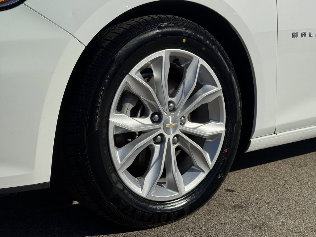 Used 2024 Chevrolet Malibu LT image 28