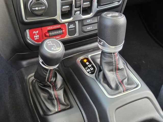New 2026 Jeep Wrangler Unlimited Sport w/ Dual Top Group AWD/4WD image 16