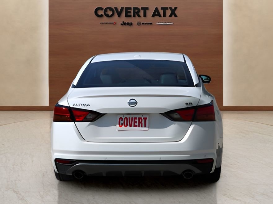 Used 2020 Nissan Altima 2.5 SR FWD image 4