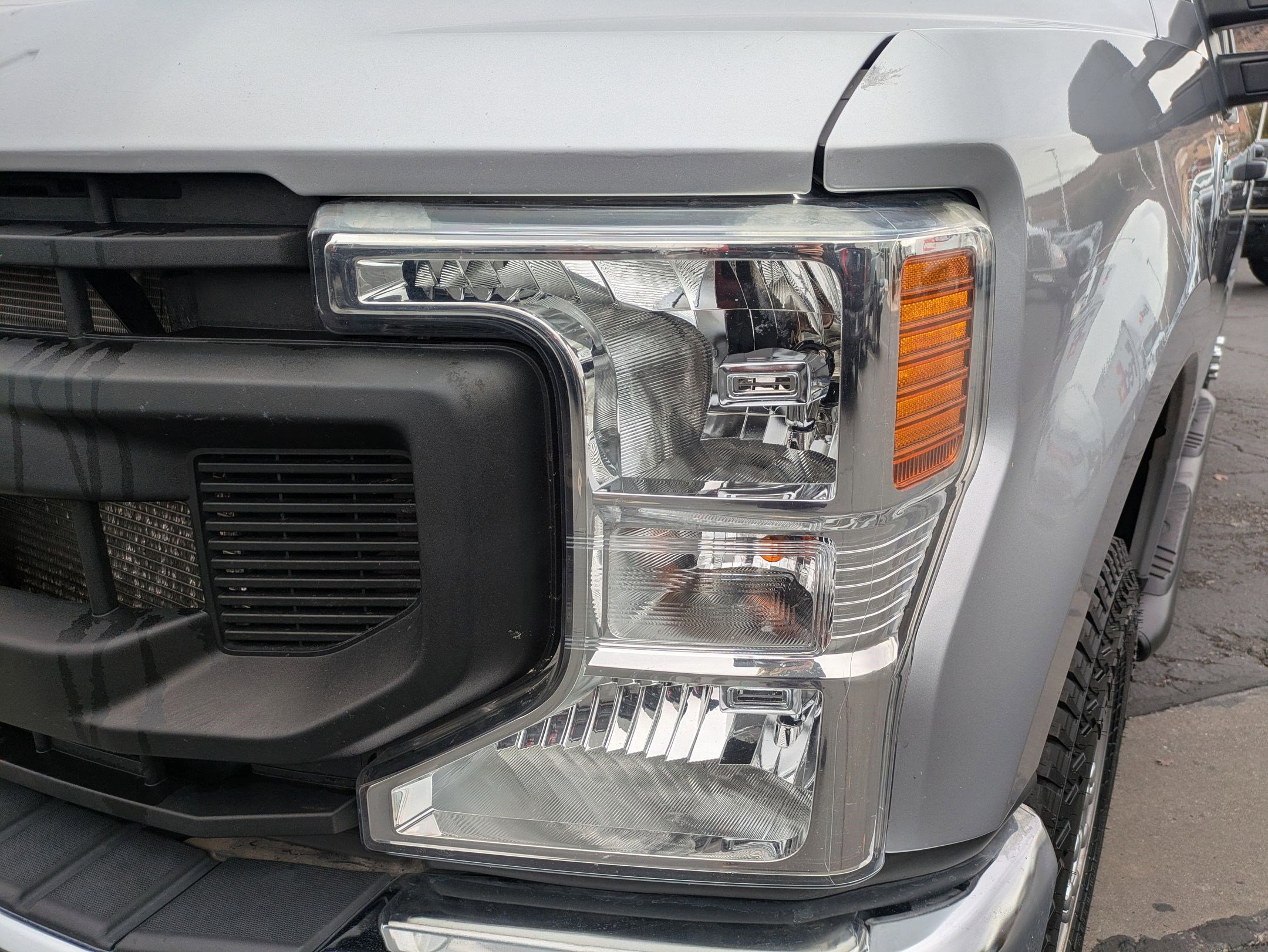 Used 2021 Ford F350 XL w/ Power Equipment Group image 10