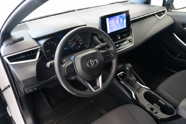 Used 2024 Toyota Corolla SE FWD image 4