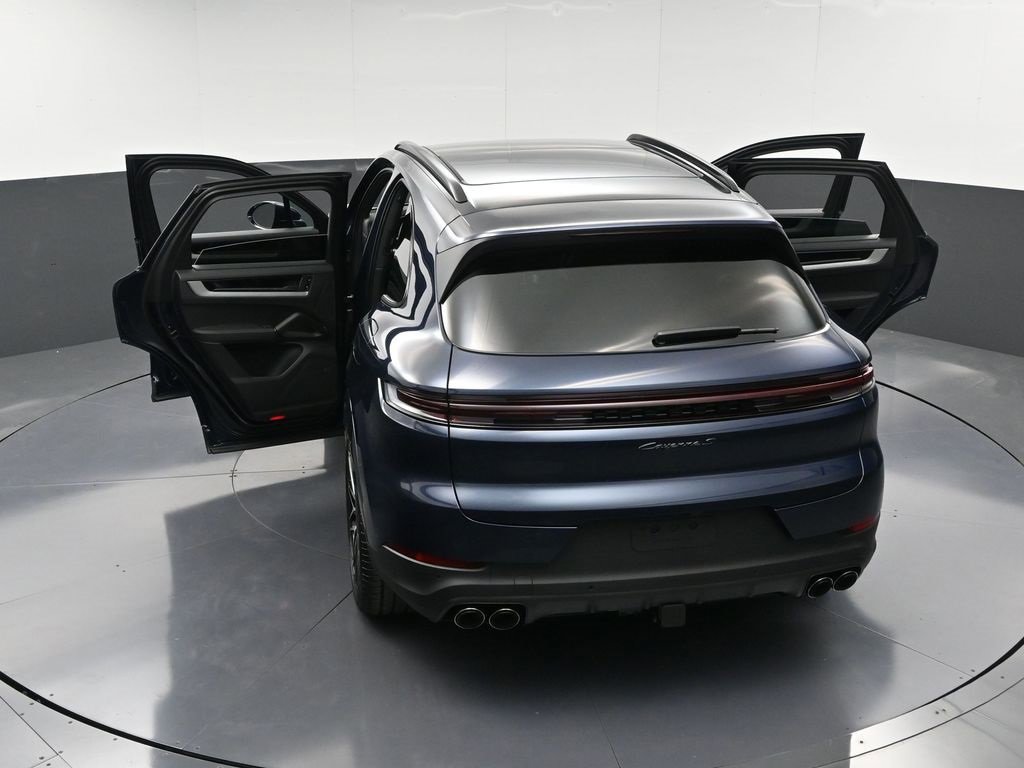 New 2026 Porsche Cayenne S image 34