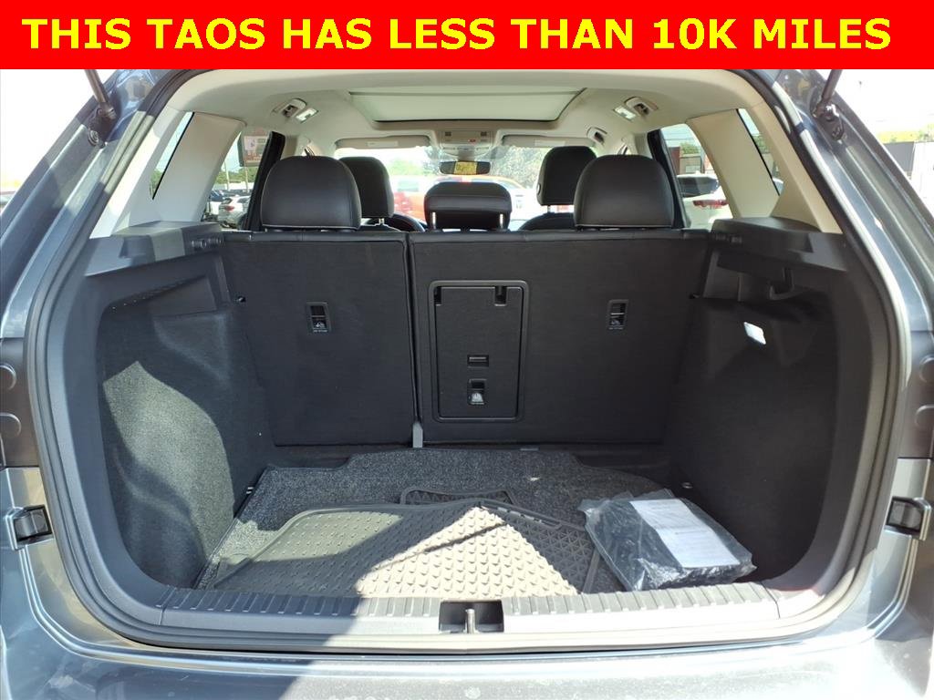Used 2024 Volkswagen Taos SE image 6