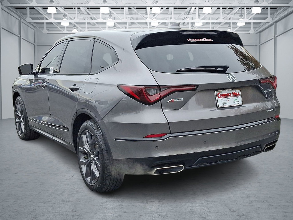 Used 2023 Acura MDX A-Spec image 3