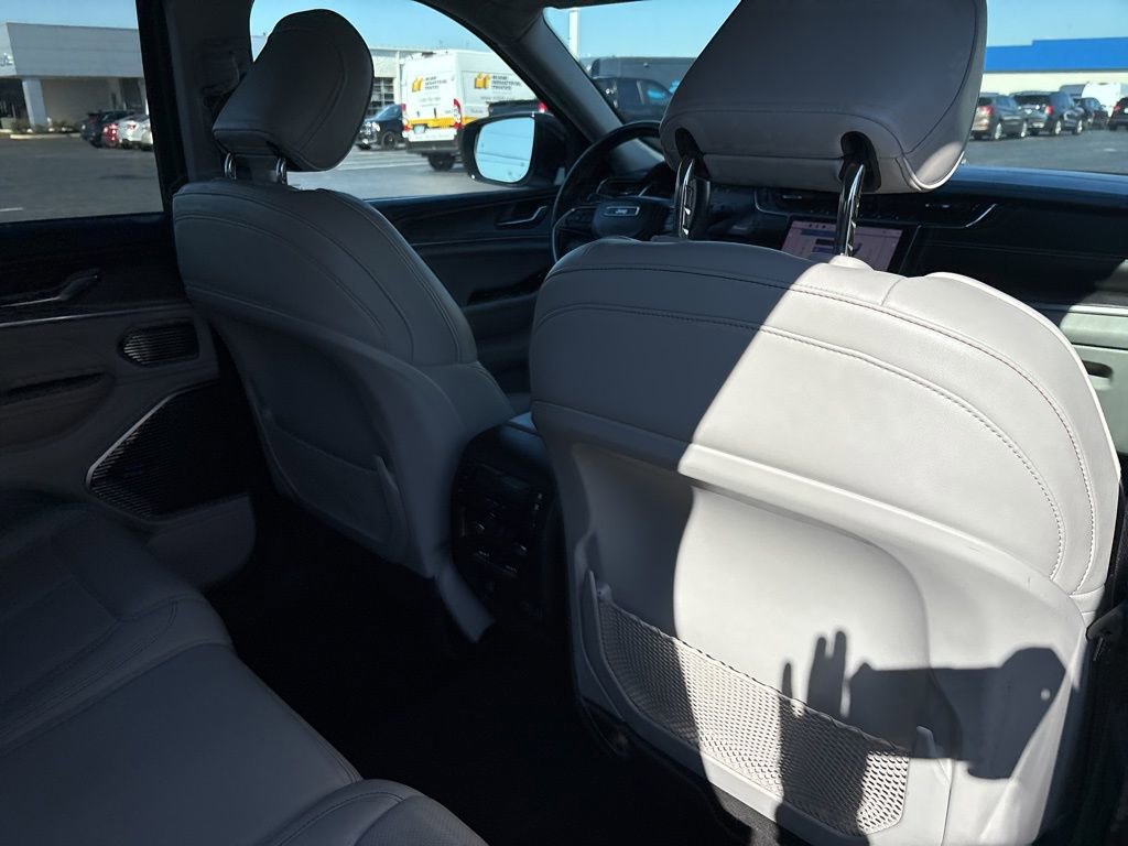 Used 2021 Jeep Grand Cherokee L Overland image 18