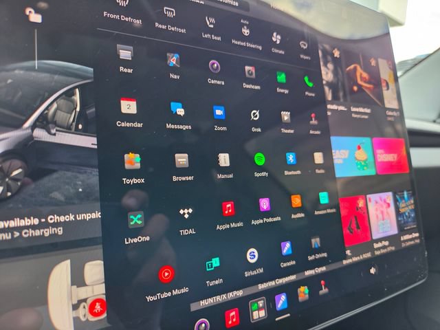 Used 2025 Tesla Model 3 Long Range RWD image 34