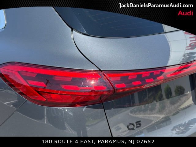 Used 2025 Audi Q5 Premium w/ Convenience Package AWD/4WD image 15