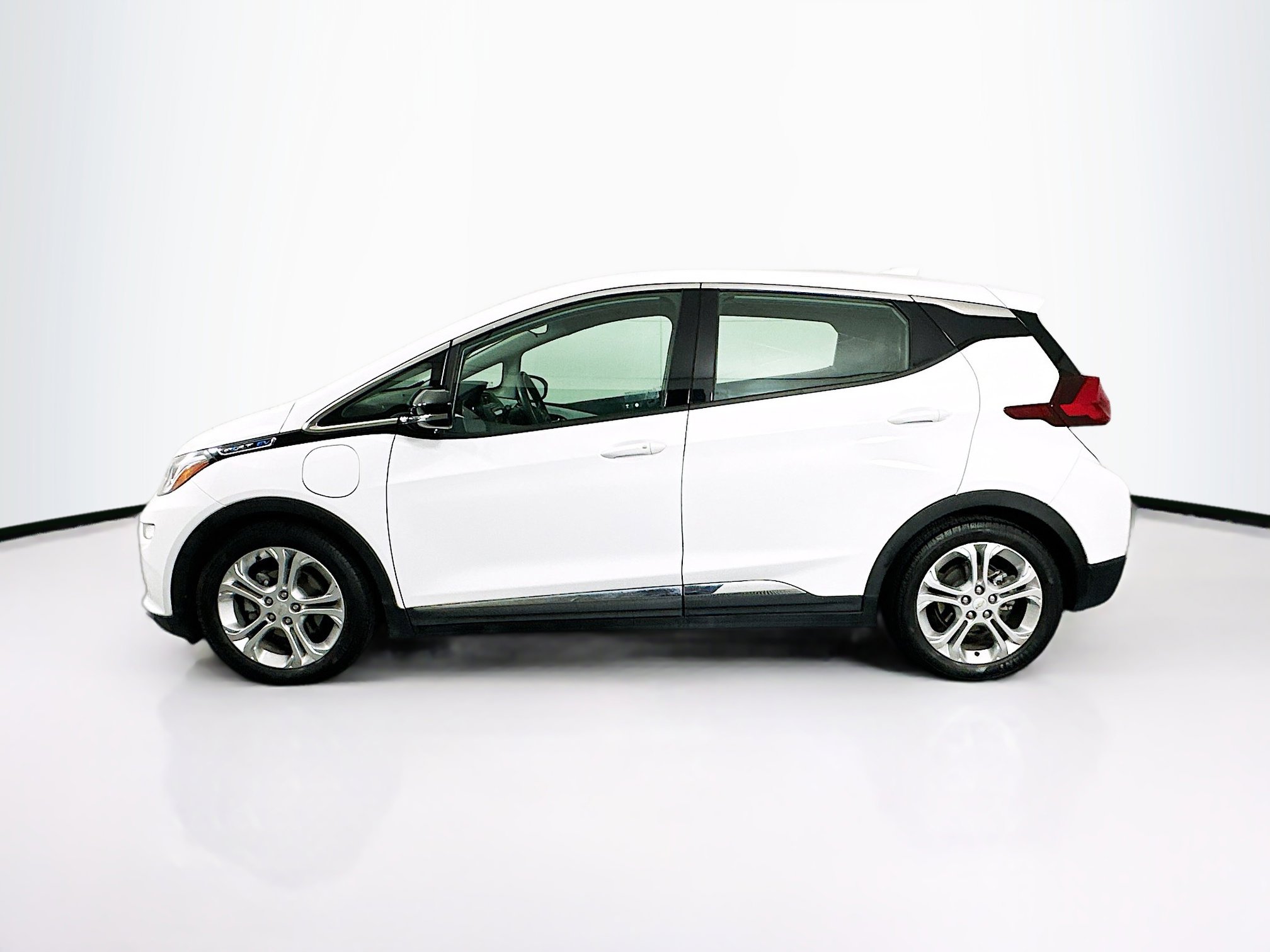 Used 2020 Chevrolet Bolt LT image 4