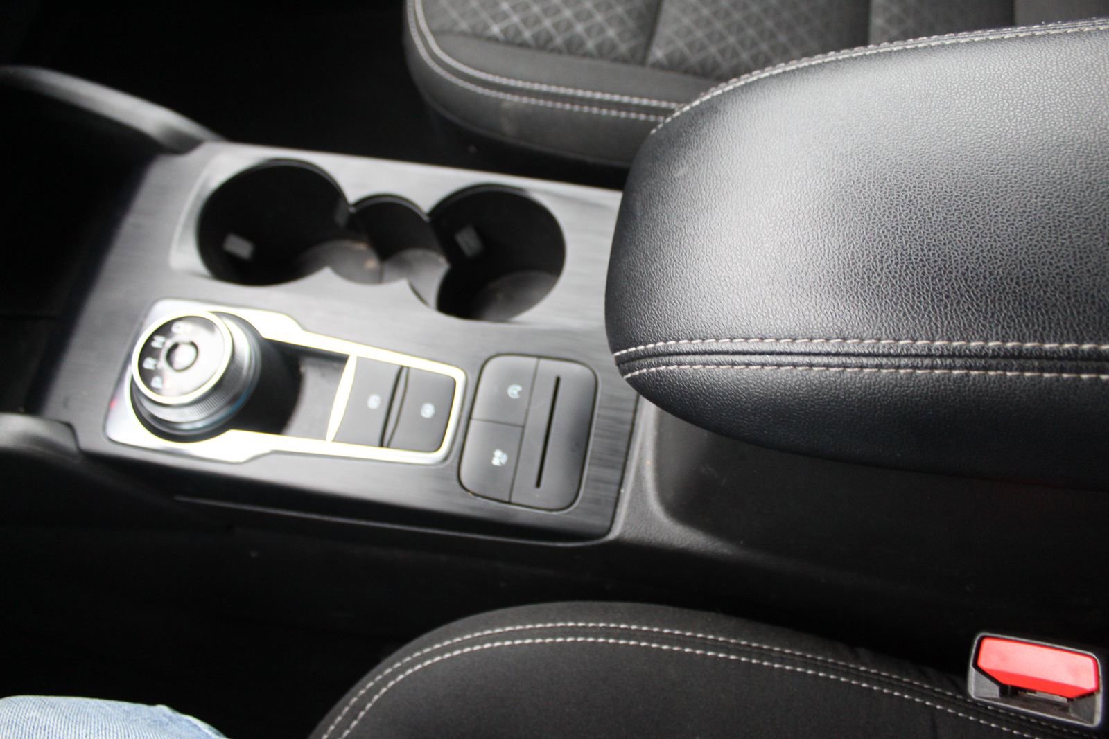 Used 2024 Ford Escape Active w/ Cold Weather Package image 27