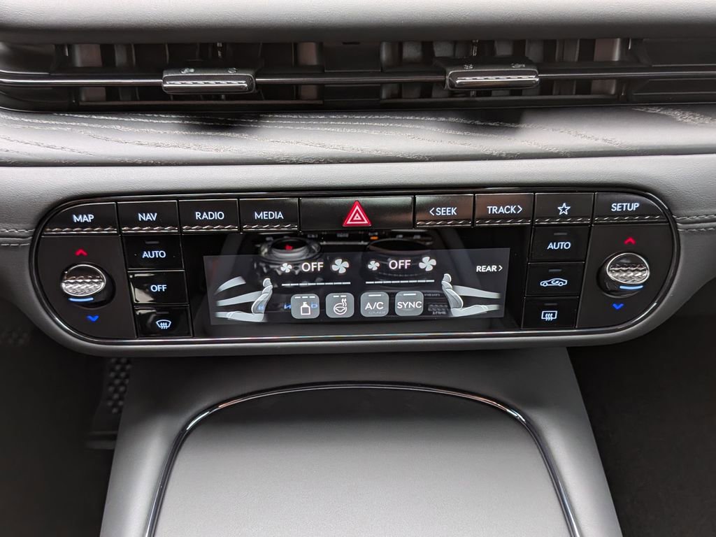 New 2026 Genesis G90 3.5T Prestige image 22